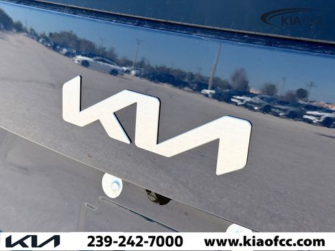 New 2027 Kia Telluride EX image 11