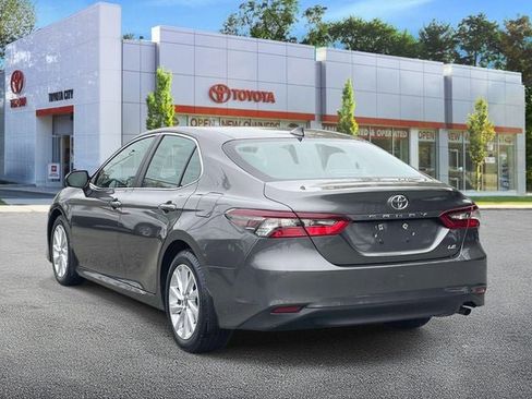 Used 2023 Toyota Camry LE image 8