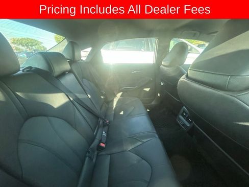 Used 2020 Toyota Avalon XLE FWD image 4