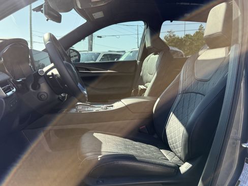 Certified 2025 INFINITI QX60 Autograph w/ Cargo Package image 12