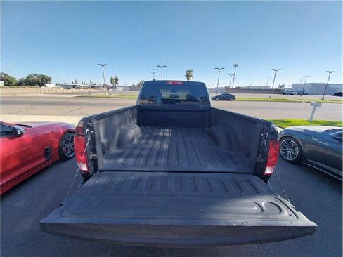 Used 2019 RAM 1500 Express AWD/4WD image 6