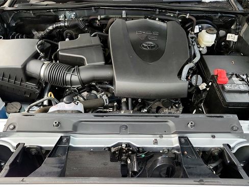 Certified 2023 Toyota Tacoma SR5 image 15