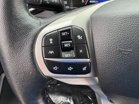 Used 2022 Ford Explorer Limited w/ Limited Technology Package image 24