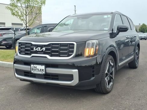 Used 2024 Kia Telluride S w/ S Sunroof Package FWD image 2