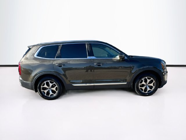 Used 2022 Kia Telluride EX w/ Towing Package AWD/4WD image 10