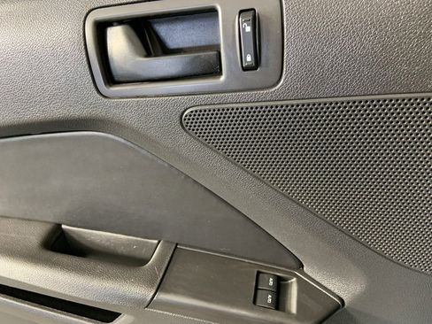 Used 2012 Ford Mustang GT image 20