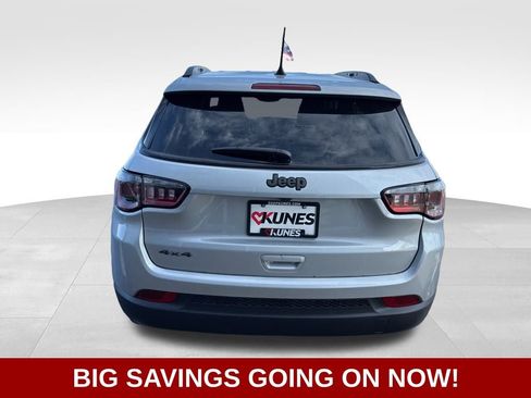 New 2026 Jeep Compass Latitude image 9