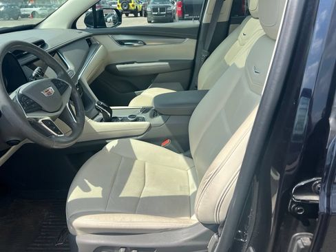 Used 2021 Cadillac XT5 Premium Luxury AWD/4WD image 10