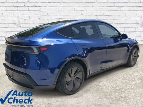 Used 2026 Tesla Model Y 2WD image 4