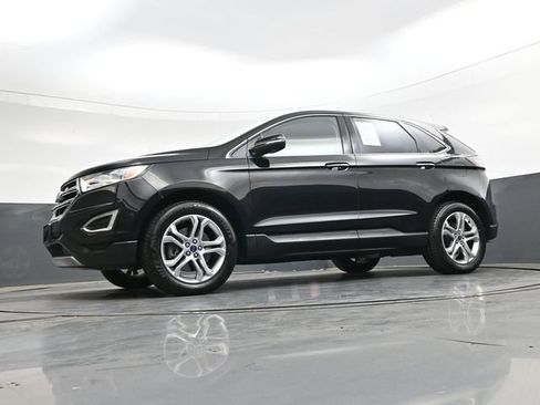Used 2017 Ford Edge Titanium AWD/4WD image 36