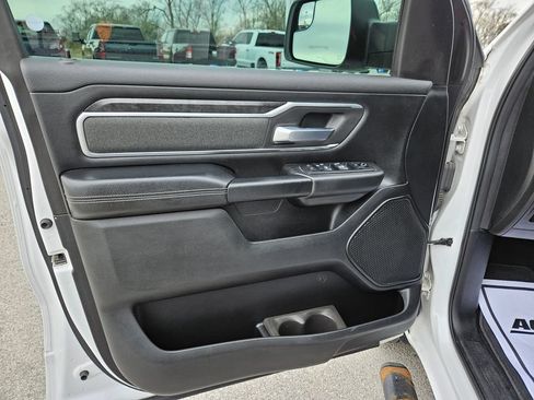 Used 2019 RAM 1500 Big Horn AWD/4WD image 24
