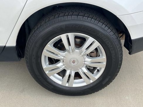 Used 2016 Cadillac SRX Luxury w/ Driver Awareness Package image 11