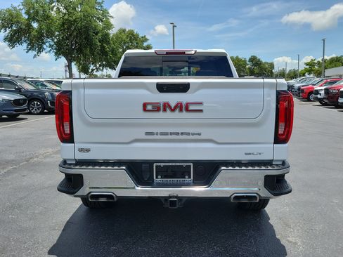 Used 2022 GMC Sierra 1500 SLT w/ SLT Premium Plus Package AWD/4WD image 8