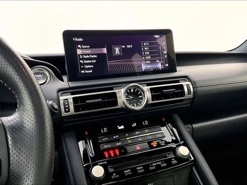 Used 2022 Lexus IS 350 F Sport image 8