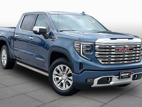 Used 2024 GMC Sierra 1500 Denali w/ Technology Package AWD/4WD image 3