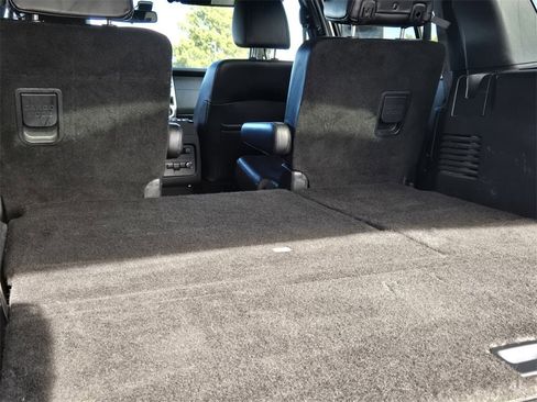 Used 2015 Ford Expedition Limited image 20