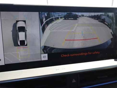 Used 2024 Toyota Prius Limited image 7