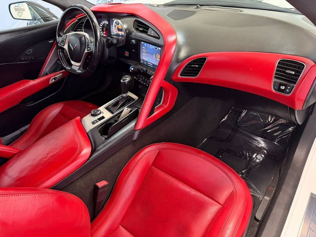 Used 2016 Chevrolet Corvette Stingray Coupe RWD image 21