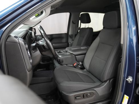Used 2021 Chevrolet Silverado 1500 RST AWD/4WD image 4