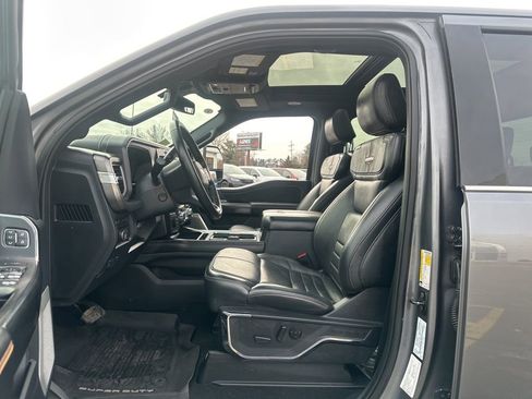 Certified 2024 Ford F350 Platinum w/ FX4 Off-Road Package image 9