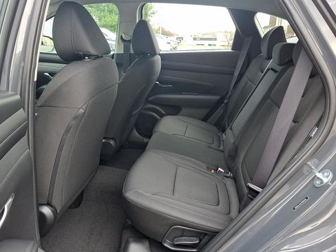 New 2026 Hyundai Tucson SE image 6