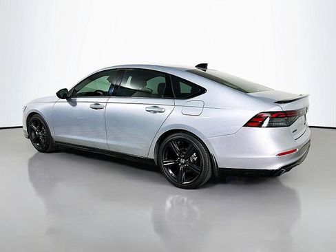 Used 2025 Honda Accord Sport image 5