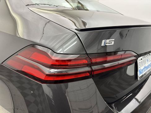 New 2026 BMW i5 M60 AWD/4WD image 19