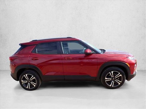 Used 2023 Chevrolet TrailBlazer LT w/ Convenience Package AWD/4WD image 5