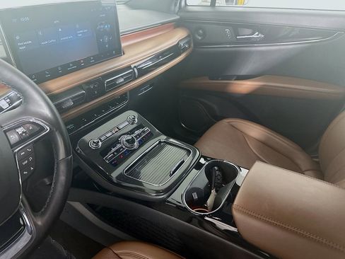 Used 2021 Lincoln Nautilus Reserve FWD image 26