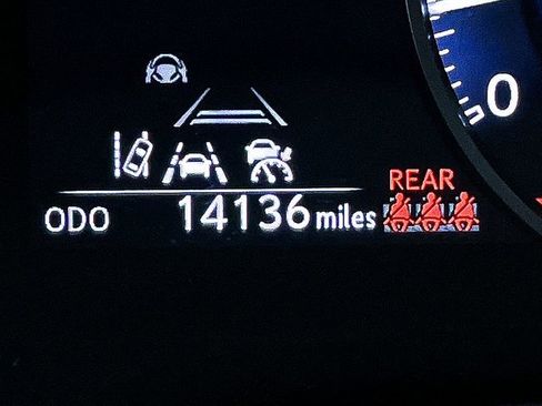 Used 2023 Lexus RX 350 Premium image 32