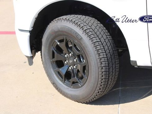 New 2025 Ford F150 Lightning XLT image 5