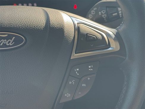 Used 2024 Ford Edge SEL image 22