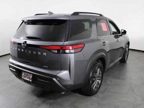 Certified 2025 Nissan Pathfinder SV AWD/4WD image 4