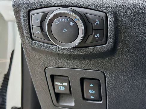 Certified 2020 Ford F150 Platinum w/ Equipment Group 701A Luxury image 26