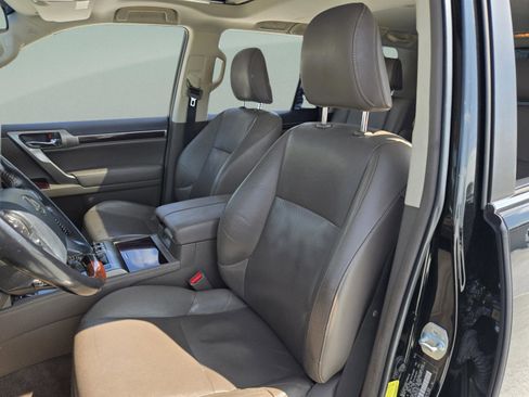 Used 2017 Lexus GX 460 Premium AWD/4WD image 28