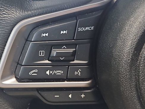 Certified 2025 Subaru Outback Limited AWD/4WD image 31