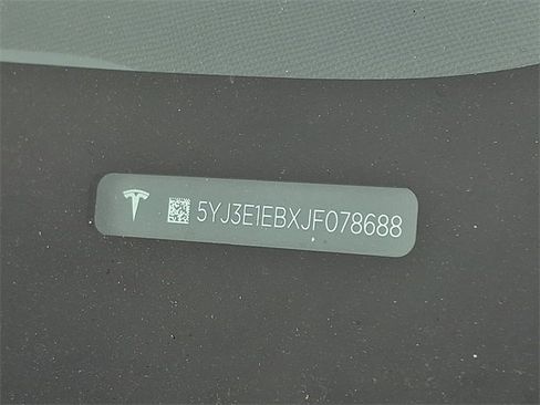 Used 2018 Tesla Model 3 Long Range image 26