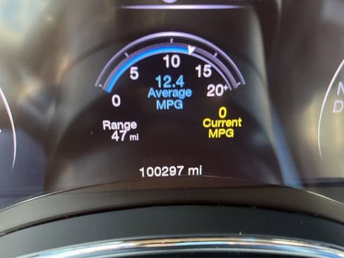 Used 2019 Jeep Grand Cherokee Trailhawk w/ Trailhawk Luxury Group AWD/4WD image 35
