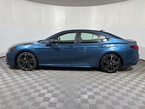 Used 2026 Toyota Camry XSE FWD image 5