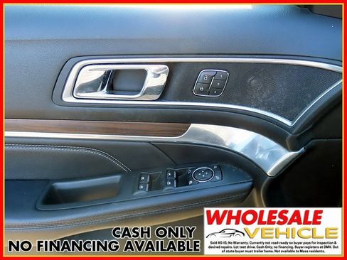 Used 2017 Ford Explorer Limited image 13