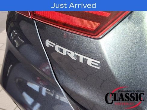 Used 2023 Kia Forte GT image 18