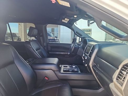 Used 2020 Ford Expedition Max XLT w/ Equipment Group 202A image 7