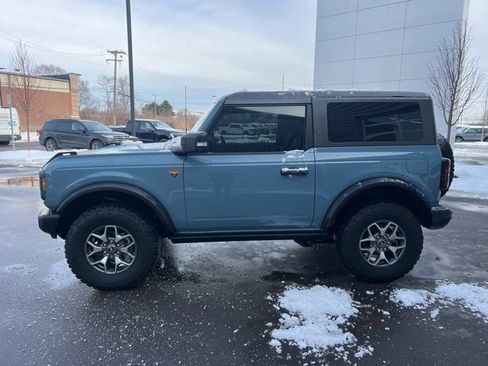 Used 2023 Ford Bronco Badlands image 8