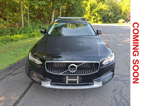 Used 2018 Volvo V90 T6 Cross Country w/ Convenience Package AWD/4WD image 3