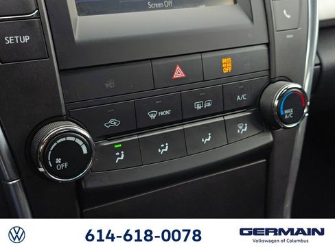 Used 2017 Toyota Camry SE image 40