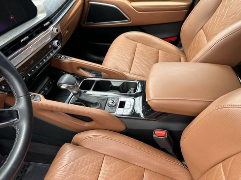 Certified 2025 Kia Telluride SX Prestige X-Line AWD/4WD image 25