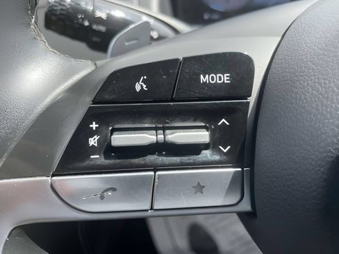 Used 2022 Hyundai Tucson Limited FWD image 23