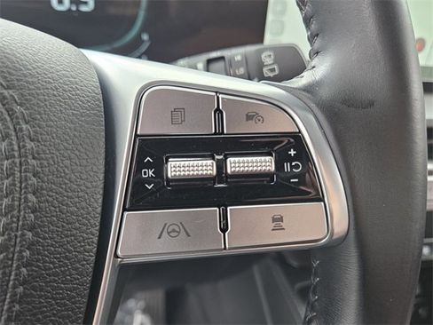 Used 2024 Kia Telluride EX w/ EX Captain's Chair Package image 34