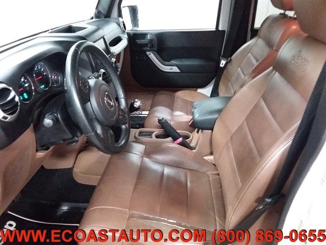 Used 2012 Jeep Wrangler Unlimited Sahara w/ Dual Top Group AWD/4WD image 10