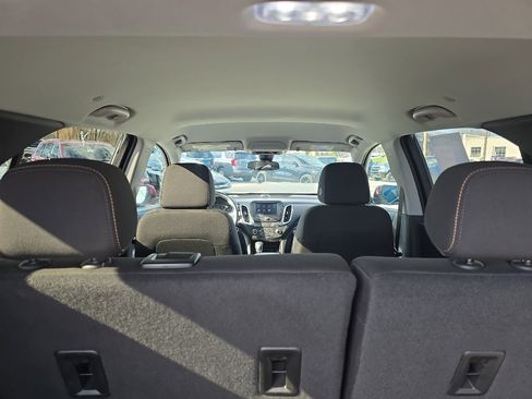 Used 2023 Chevrolet Equinox LT image 10